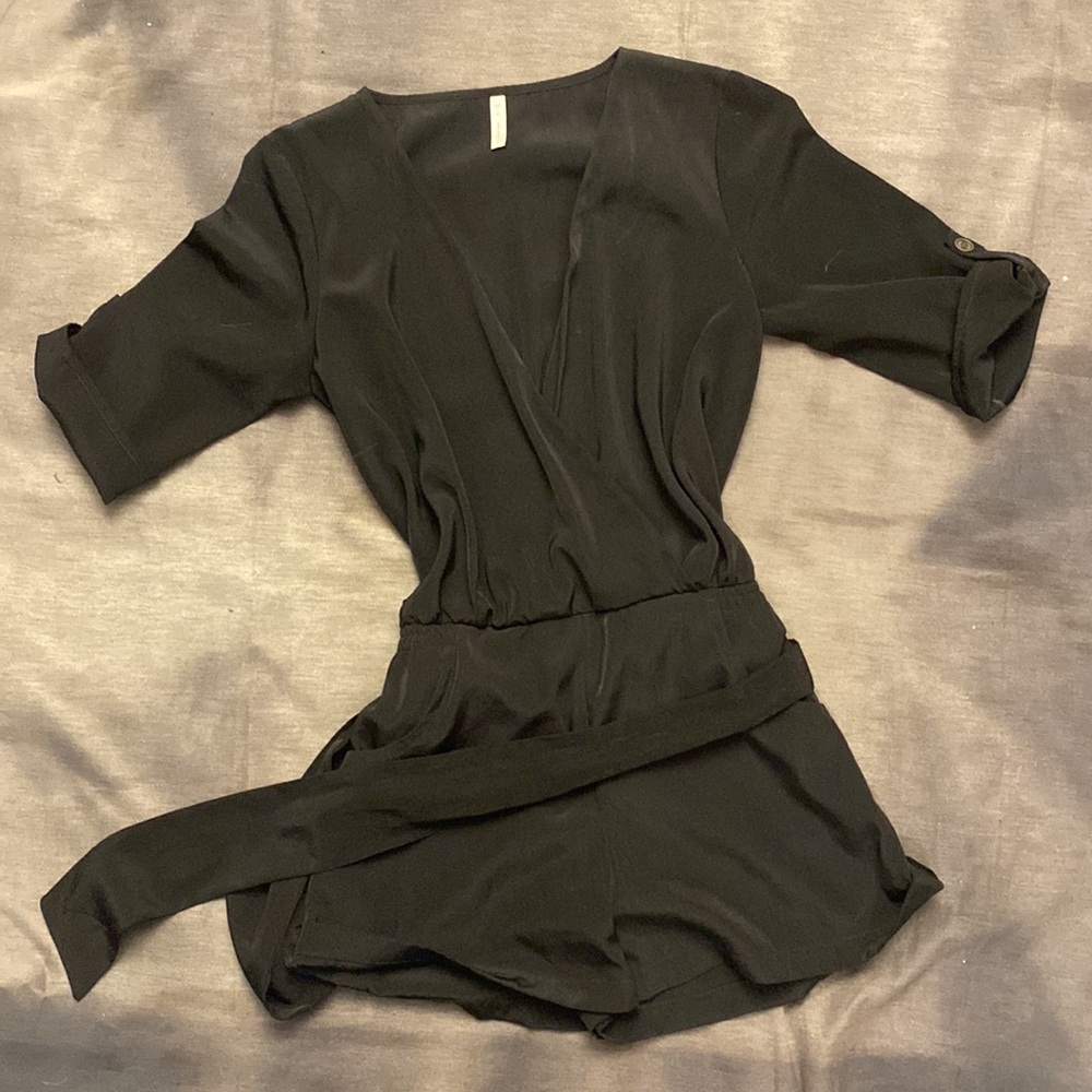 Black ‘formal’ V-neck Romper
